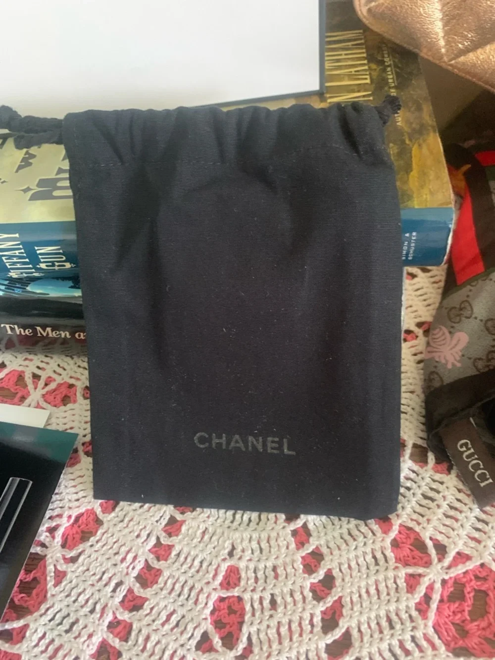 CHANEL Black Velvet Drawstring Pouch with N°5 and Le Volume Sample Cards